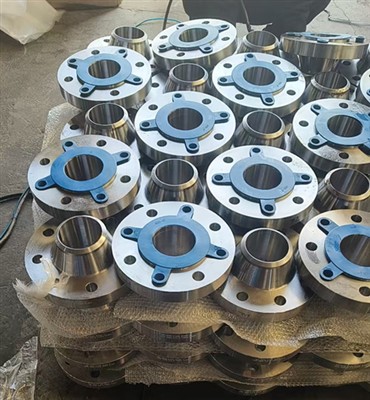 Bridas A105 WN RF Embalaje terminado en espera de entrega